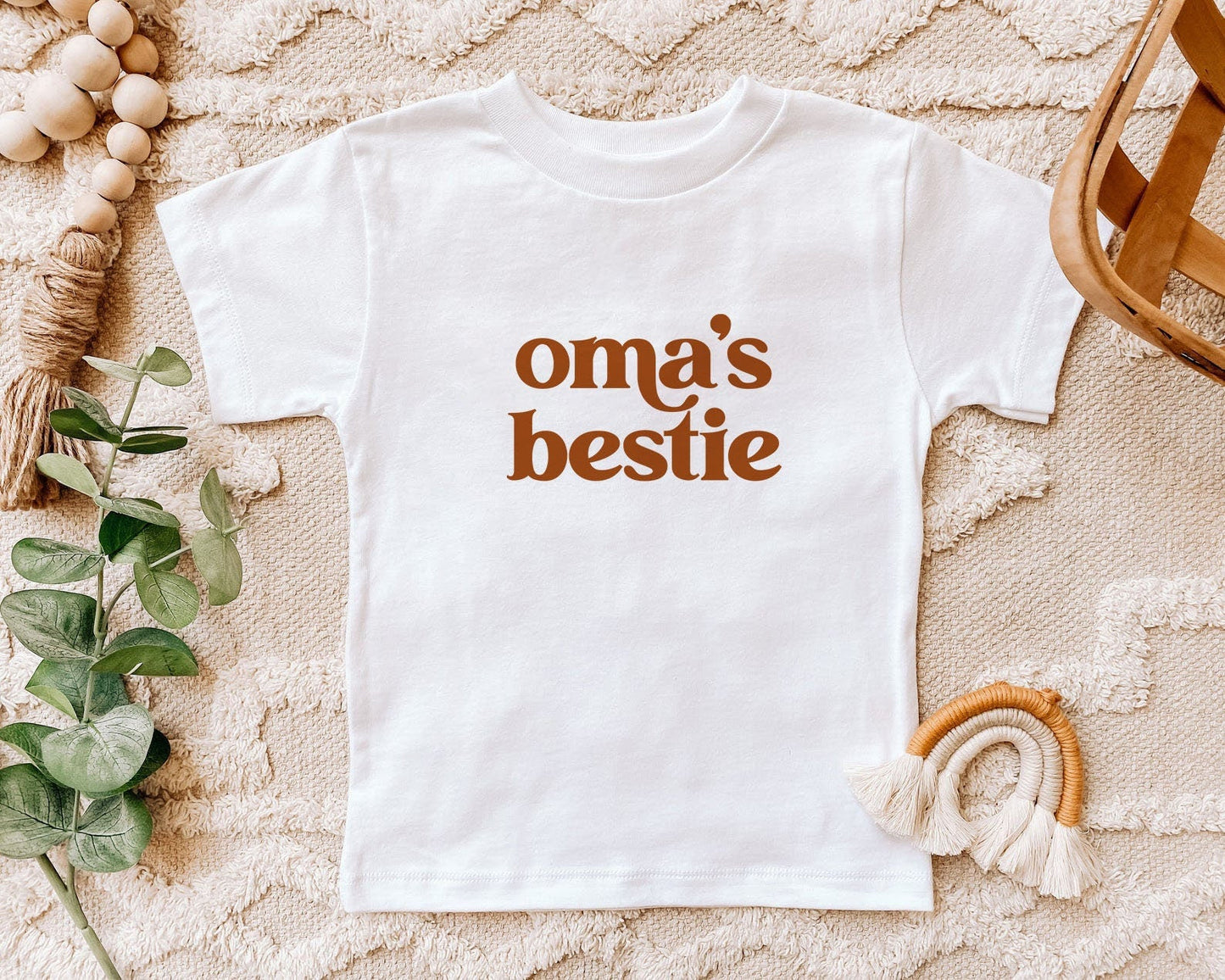 Oma's Bestie Onesie® German Grandma Gift Dutch Grandma Gift Mother's Day Gift for Oma German Baby Gift Christmas Gift for Oma I love Oma Tee